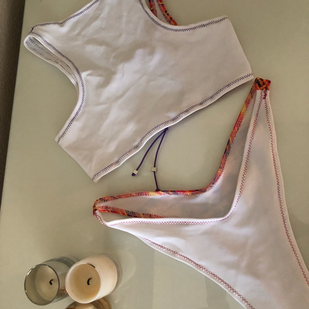 Tribal Pattern Bikini - image 3